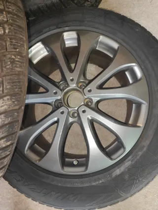 Llantas Mercedes GLC 235/60/18 Originales