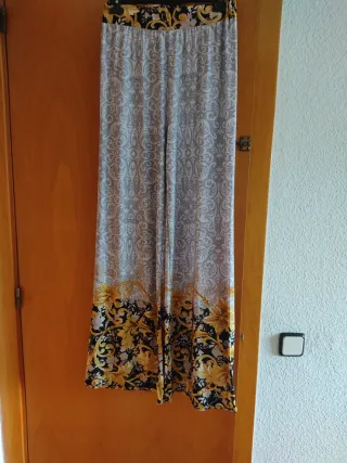 Pantalones cargo rosas, negociable