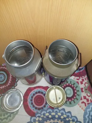 Lote 2 Lecheras Metal