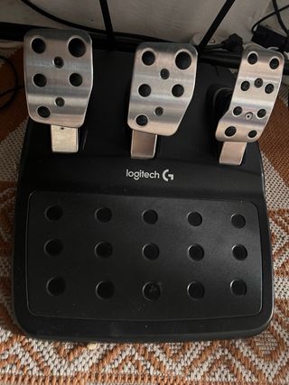 Volante Logitech G29 con Auriculares Astro A10