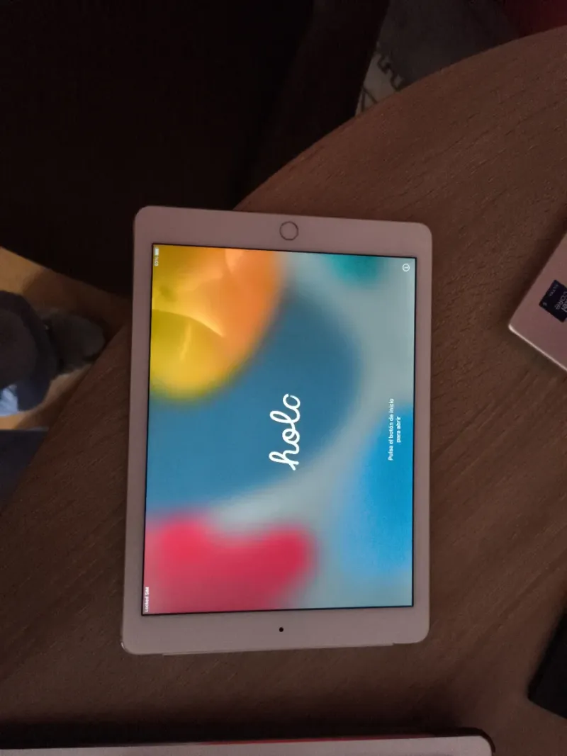 iPad Air 2 dorado - Pantalla Rota
