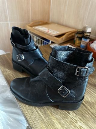 Botas de cuero mujer negras