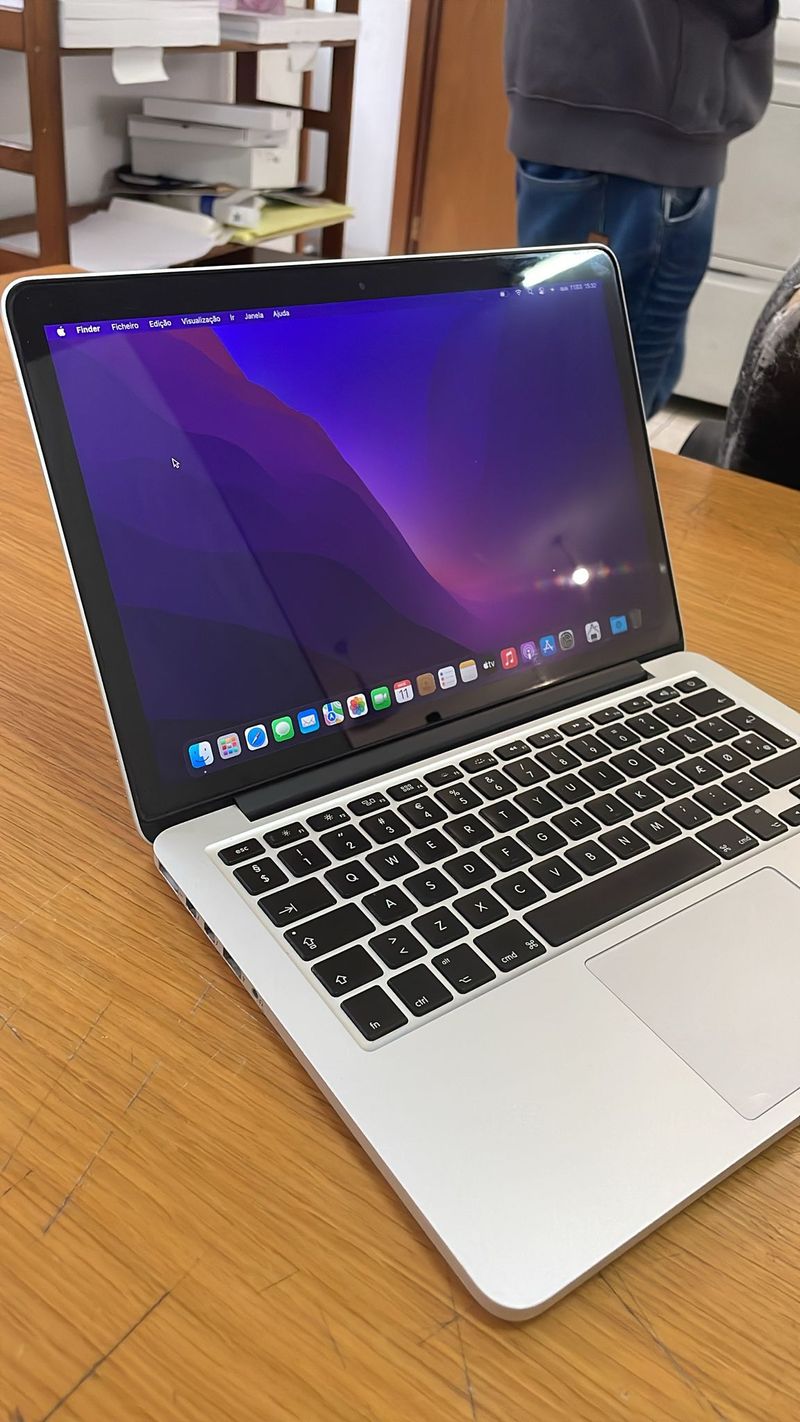 MacBook Pro 12.1 (2015) Gris/Plata afbeelding 2