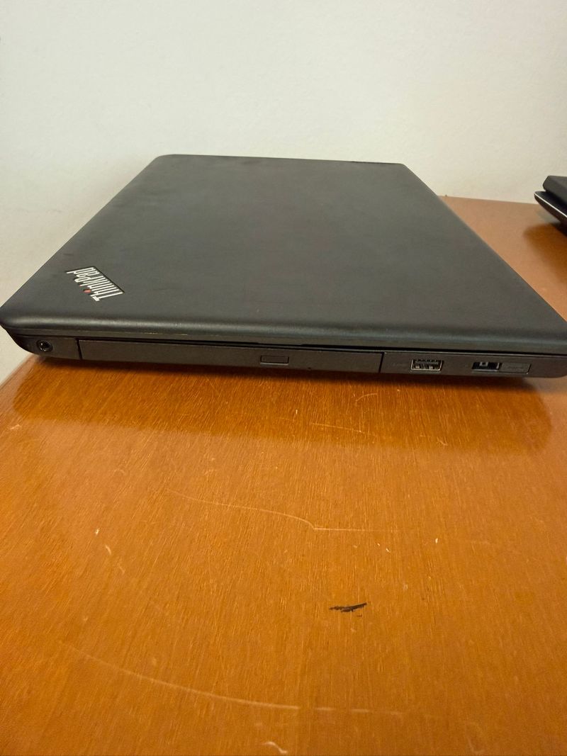Lenovo ThinkPad E560 i5 500GB afbeelding 2