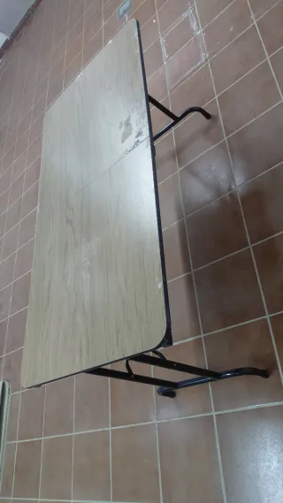 Mesa plegable madera y metal