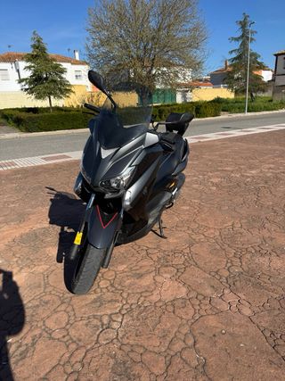 Yamaha Xmax 250 2016 Negra mate