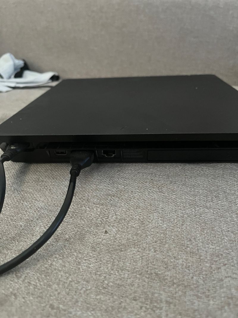 Consola PS4 500 GB + 2 Mandos afbeelding 3