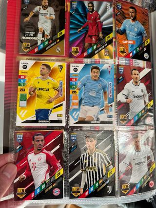 Álbum Panini FIFA 365 Adrenalyn XL