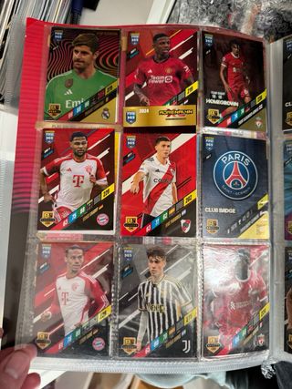 Álbum Panini FIFA 365 Adrenalyn XL