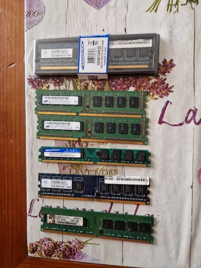 2x KEMBONA DDR2 2GB 667MHz RAM