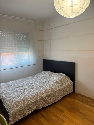 Cama doble + colchón 140x200cm