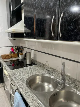 Muebles de cocina con encimera de granito