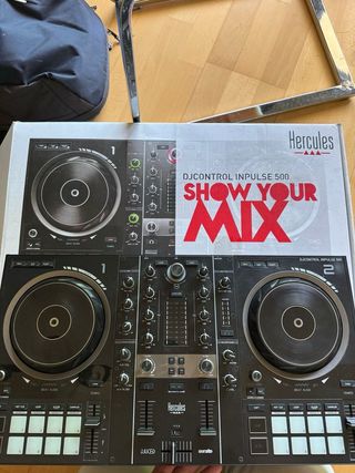 Hercules DJControl Inpulse 500 Controladora DJ