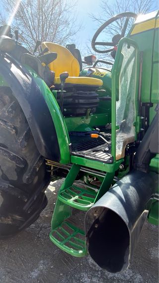 Tractor John Deere 5085 M - 1978 Horas