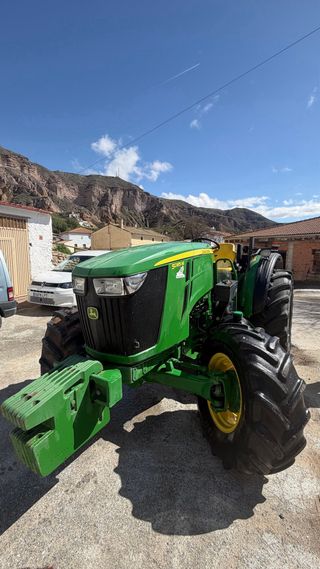 Tractor John Deere 5085 M - 1978 Horas