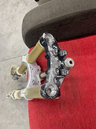 Horquillas Showa Invertidas