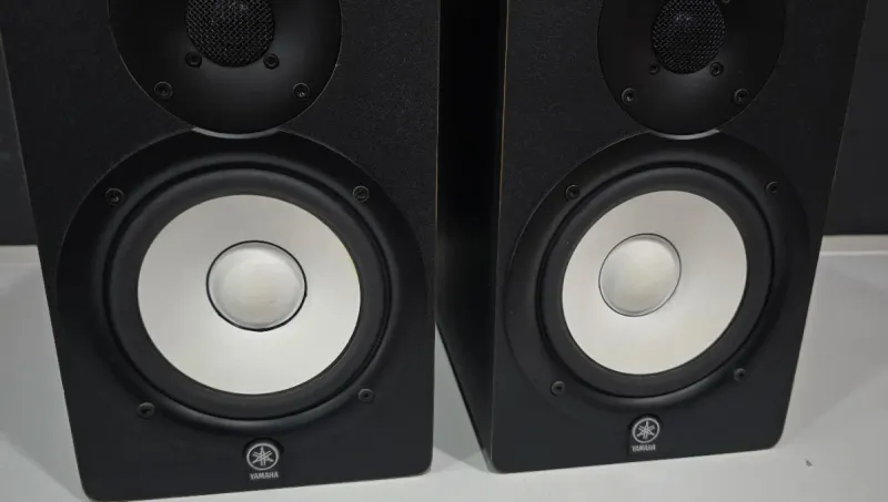 Monitores Yamaha HS5 Negros afbeelding 2