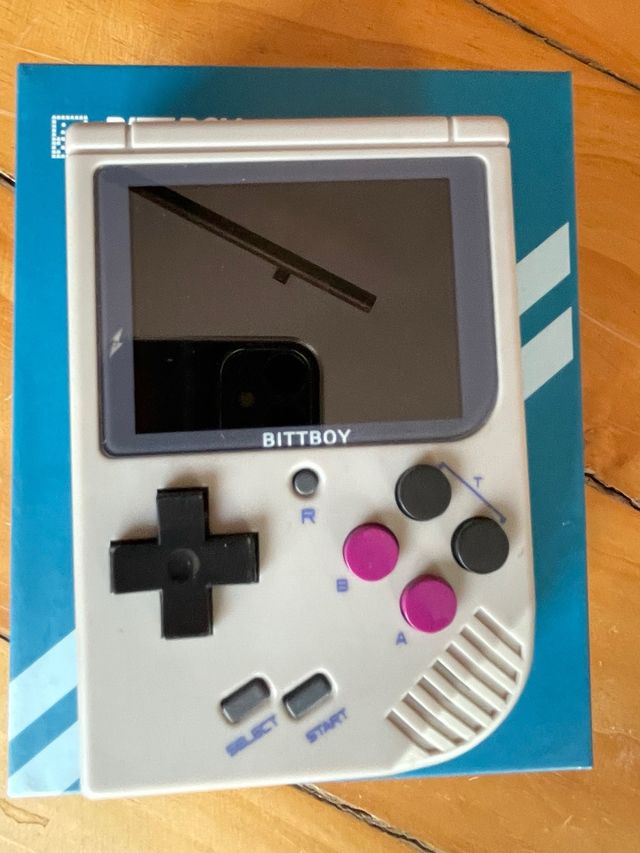 BittBoy Consola Portátil Retro Gris y Rosa