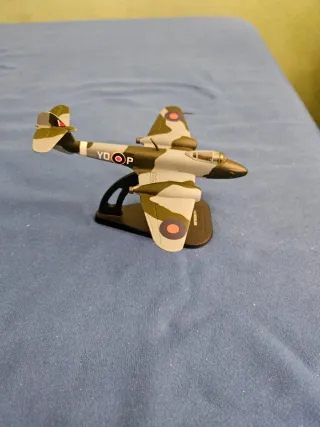 Modellino Aereo Meteor F.1