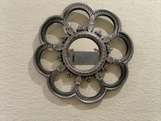 Espejo decorativo plateado