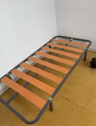 Somier individual metálico con lamas de madera