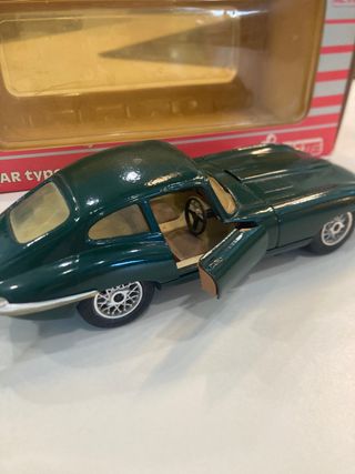Jaguar E-Type Majorette 1/24