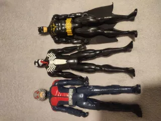 Muñeco Batman y 30 mas Colec Precio por Unidad.