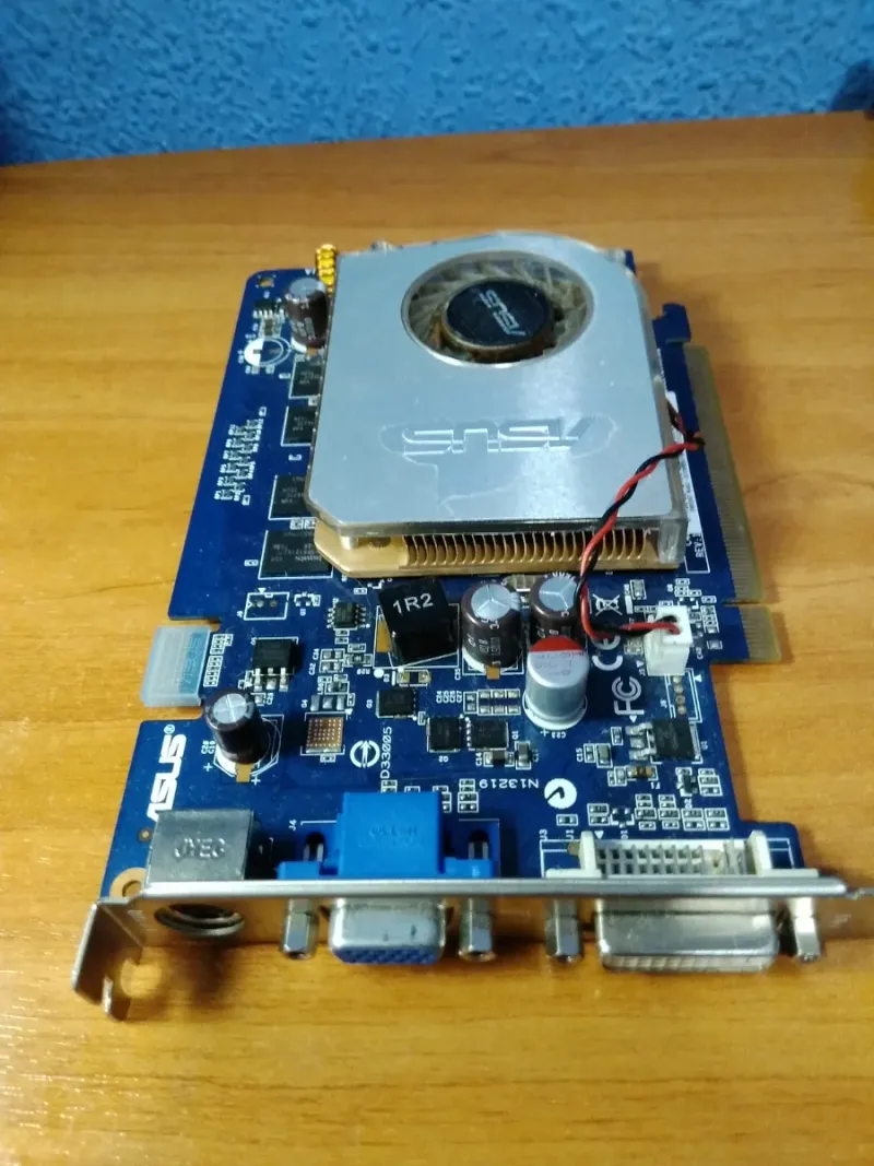 Tarjeta Gráfica ASUS PCI Express 512MB afbeelding 2