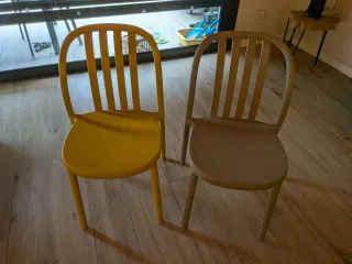 Sillas de comedor de plástico (4 unidades)