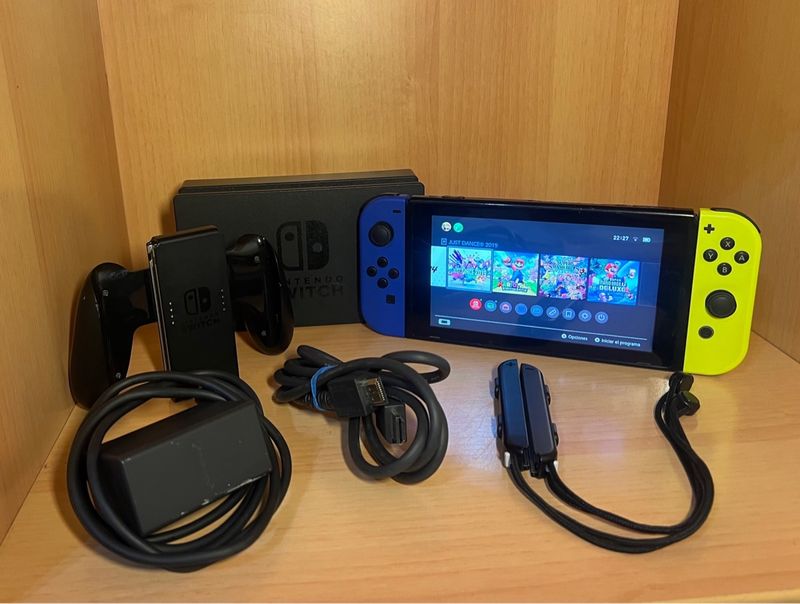 Como Nueva | Nintendo + Accesorios + Memoria 32GB