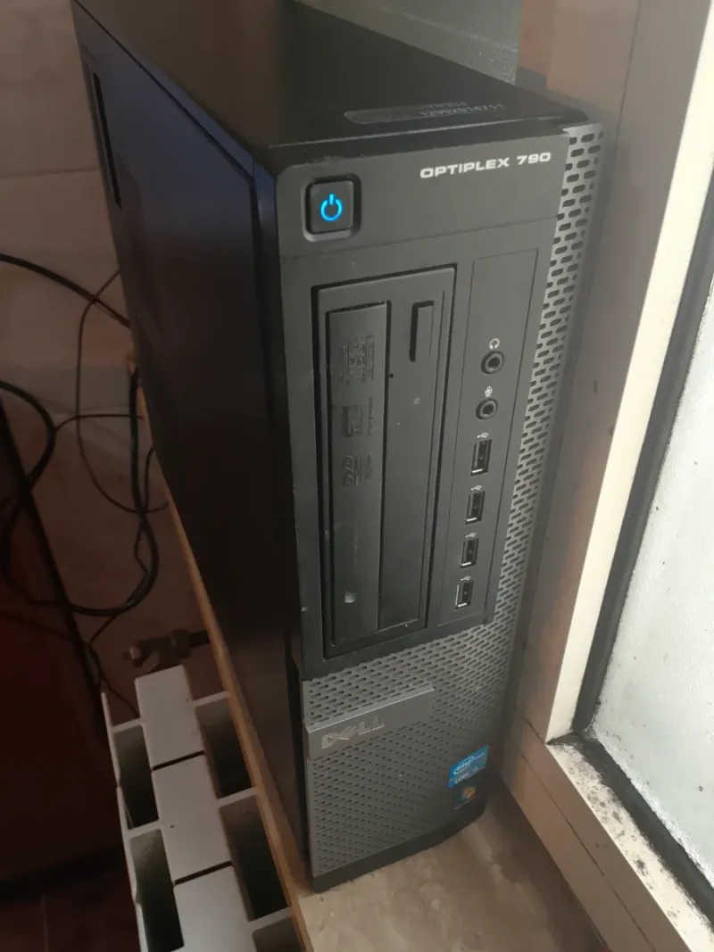 PC de escritorio Dell Optiplex 790 i5