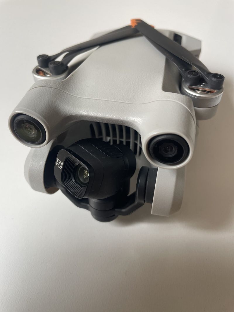 Drone DJI Mini 3 Pro + Mando DJI RC + 2 Baterías afbeelding 4