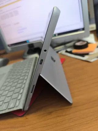 Microsoft Surface Go 1