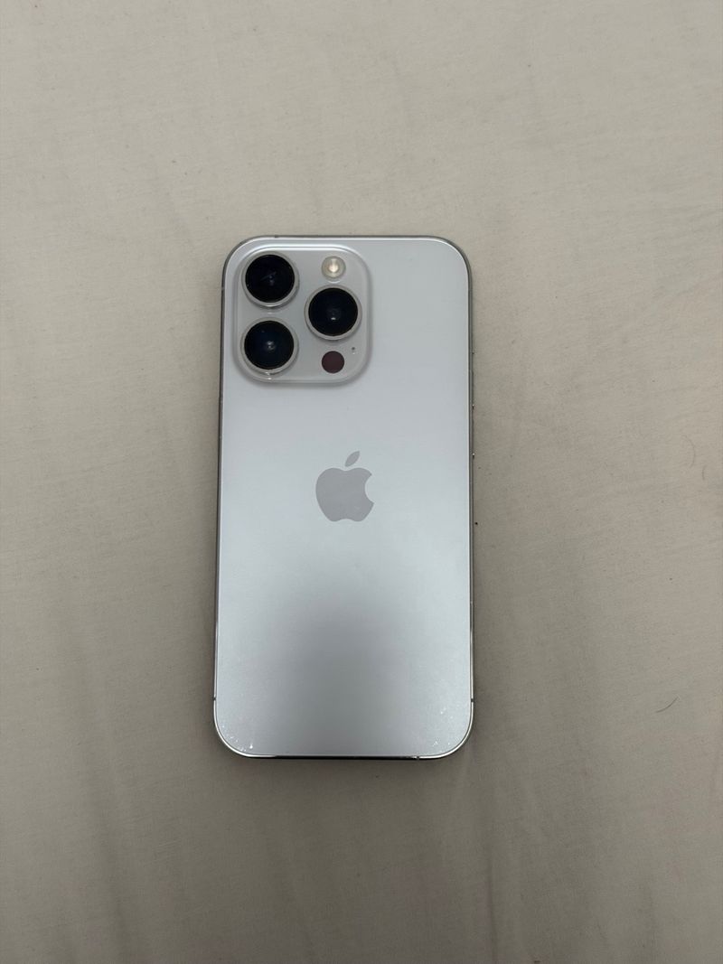 iPhone 14 Pro 128GB Plata - Batería 91%
