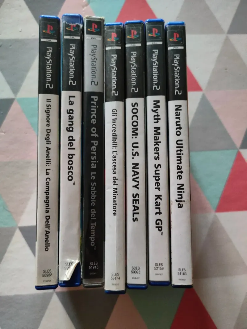 Lote de 23 juegos para DS, PS2, PS3, PS4 afbeelding 2