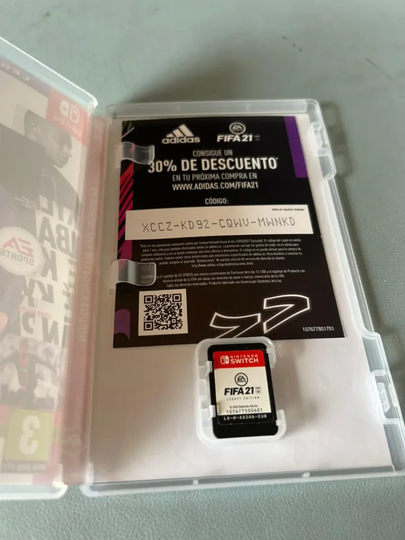 FIFA 21 Legacy Edition Nintendo Switch afbeelding 2