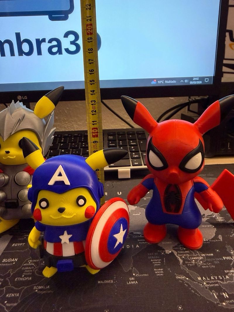 Colección Pikachu Marvel afbeelding 5