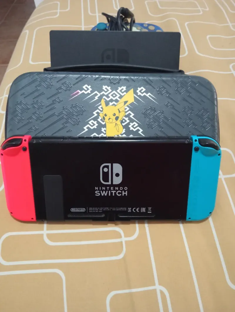 Nintendo Switch Azul y Rojo afbeelding 2