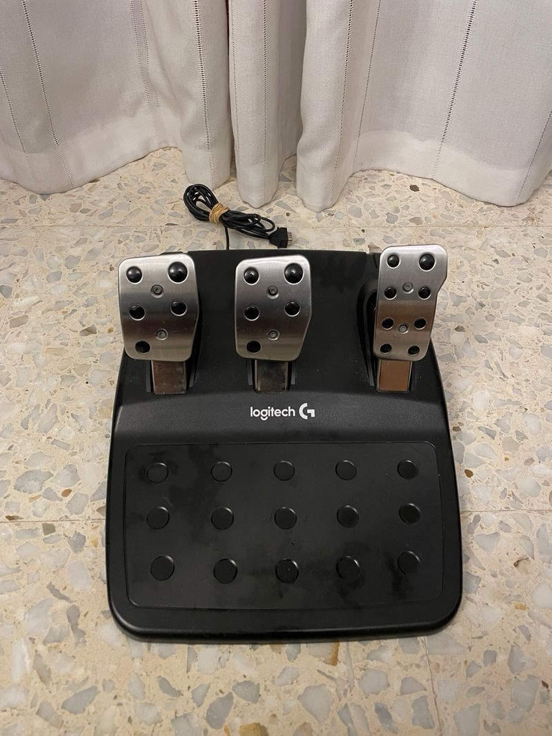 Volante Logitech G29 con Pedales y Palanca afbeelding 6