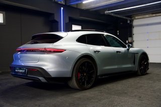 Porsche Taycan GTS Sport Turismo
