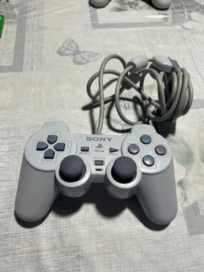 Sony PS one blanca casi nueva afbeelding 2