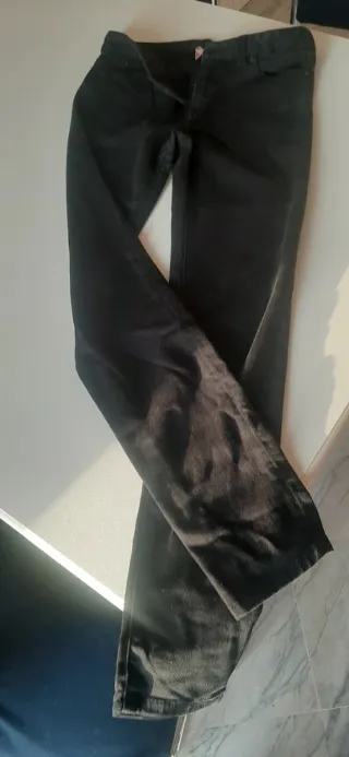 Pantaloni neri taglia 12 Anni