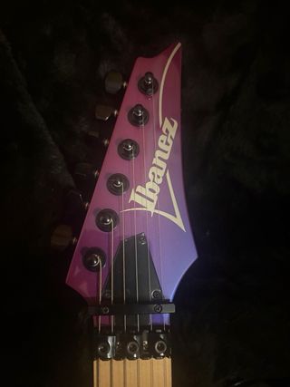 Guitarra Eléctrica Ibanez RG550 Morada