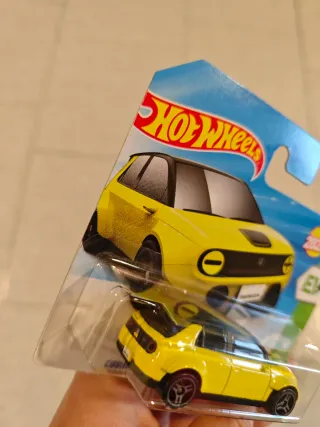 Hot Wheels 2020 Honda e EV custom