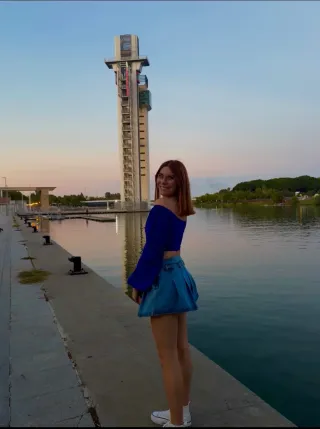 Blusa crop gasa mangas abullonadas XS