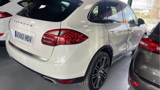 Porsche Cayenne 2011