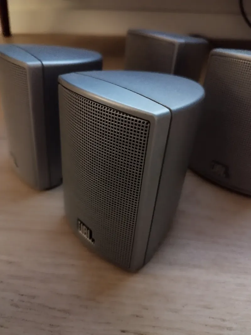 Lote Altavoces JBL + Amplificador afbeelding 2