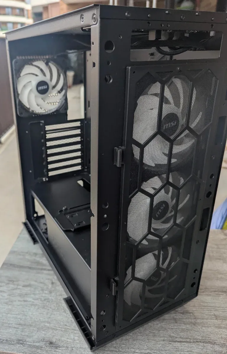 MSI MPG Gungnir 110R Caja PC Gaming afbeelding 3