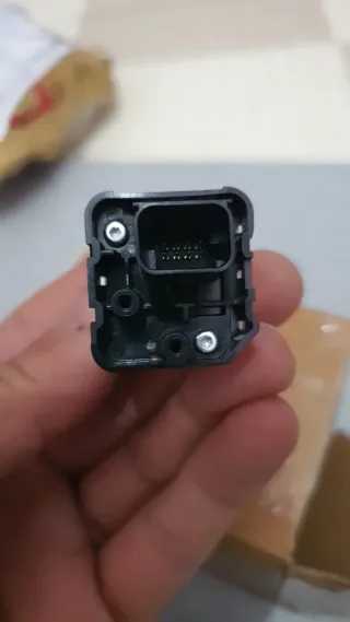 Sensor Presión Combustible VW 5WA 980 556 D