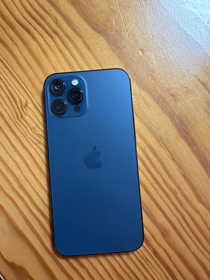 iPhone 12 Pro Max Azul